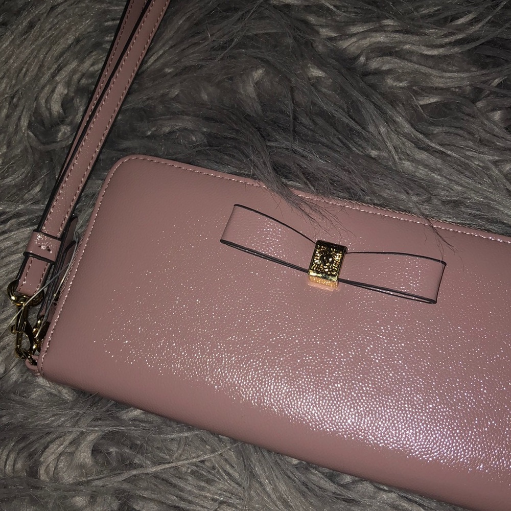 Anne Klein Women’s Wallet Clutch